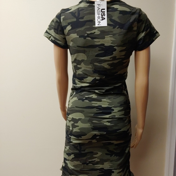 Small Capella Ruched Camouflage Short Sleeve Bodycon Mini Dress - Picture 3 of 10